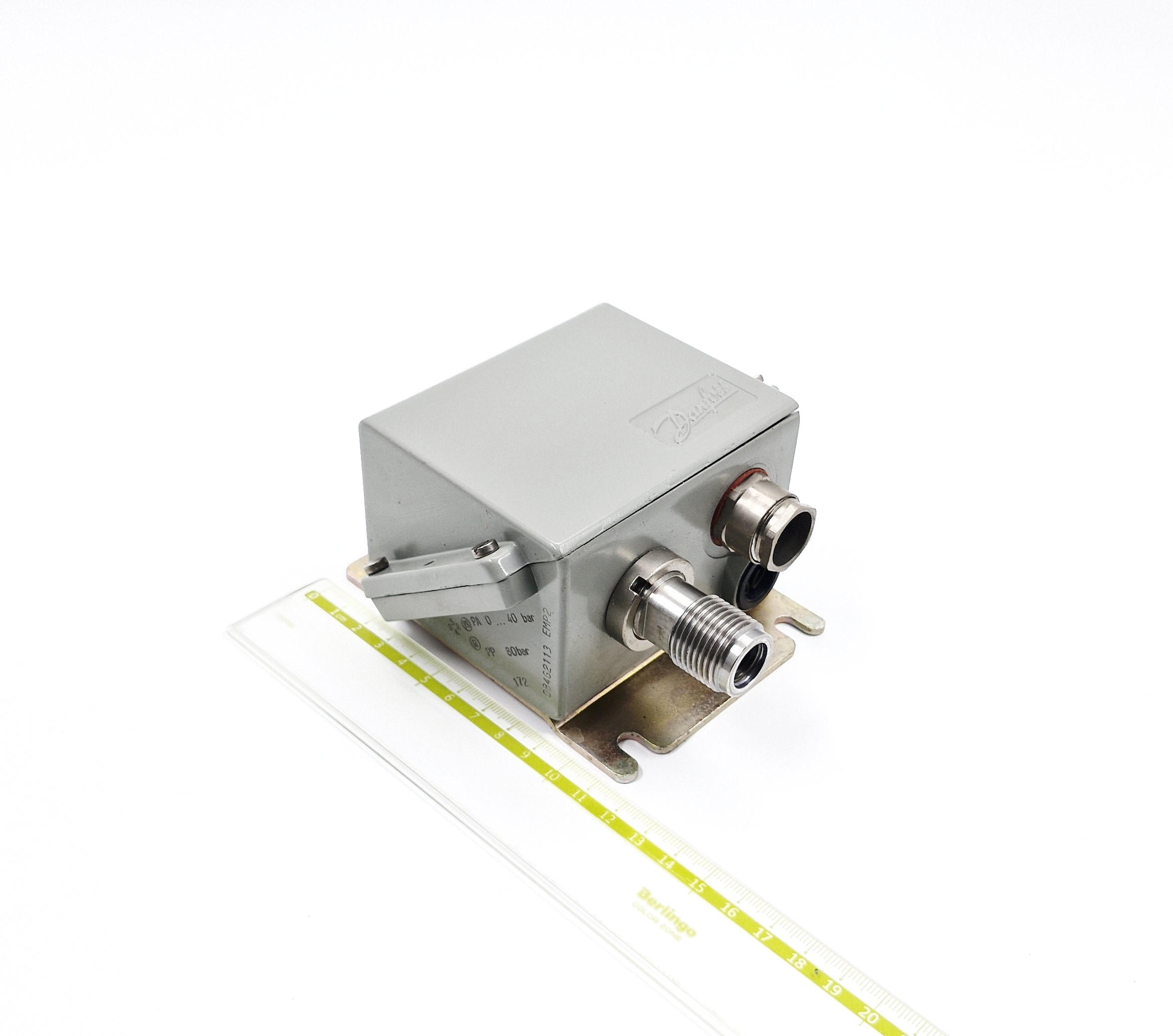 EMP2 084G2101 -1-5bar 4-20mA G1/2R Danfoss преобразователь давления