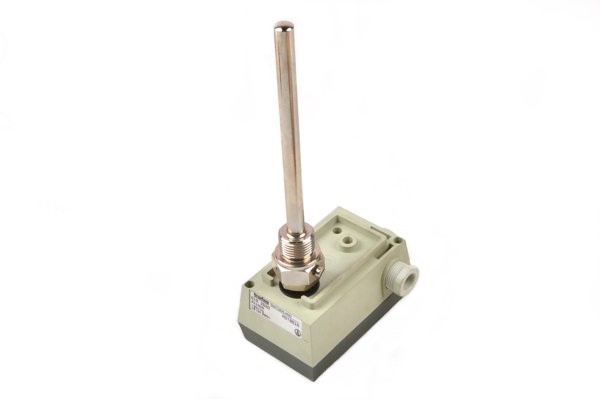 MST9515 619.2520 5-95°С 150/10mm G1/2R Trafag реле температуры