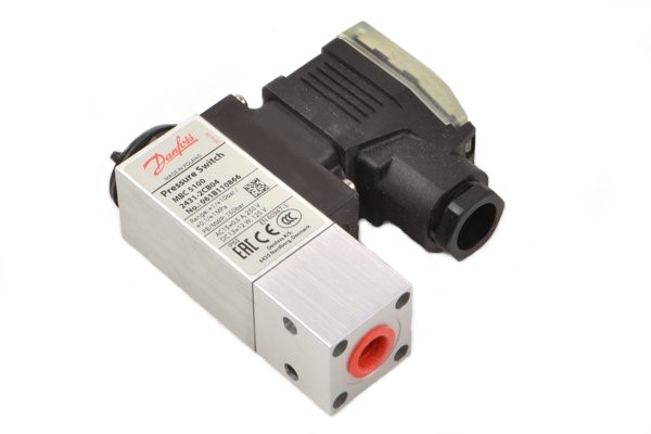 MBC5100-2431-2CB04 061B110866 1-10bar G1/4Rc Danfoss реле давления 