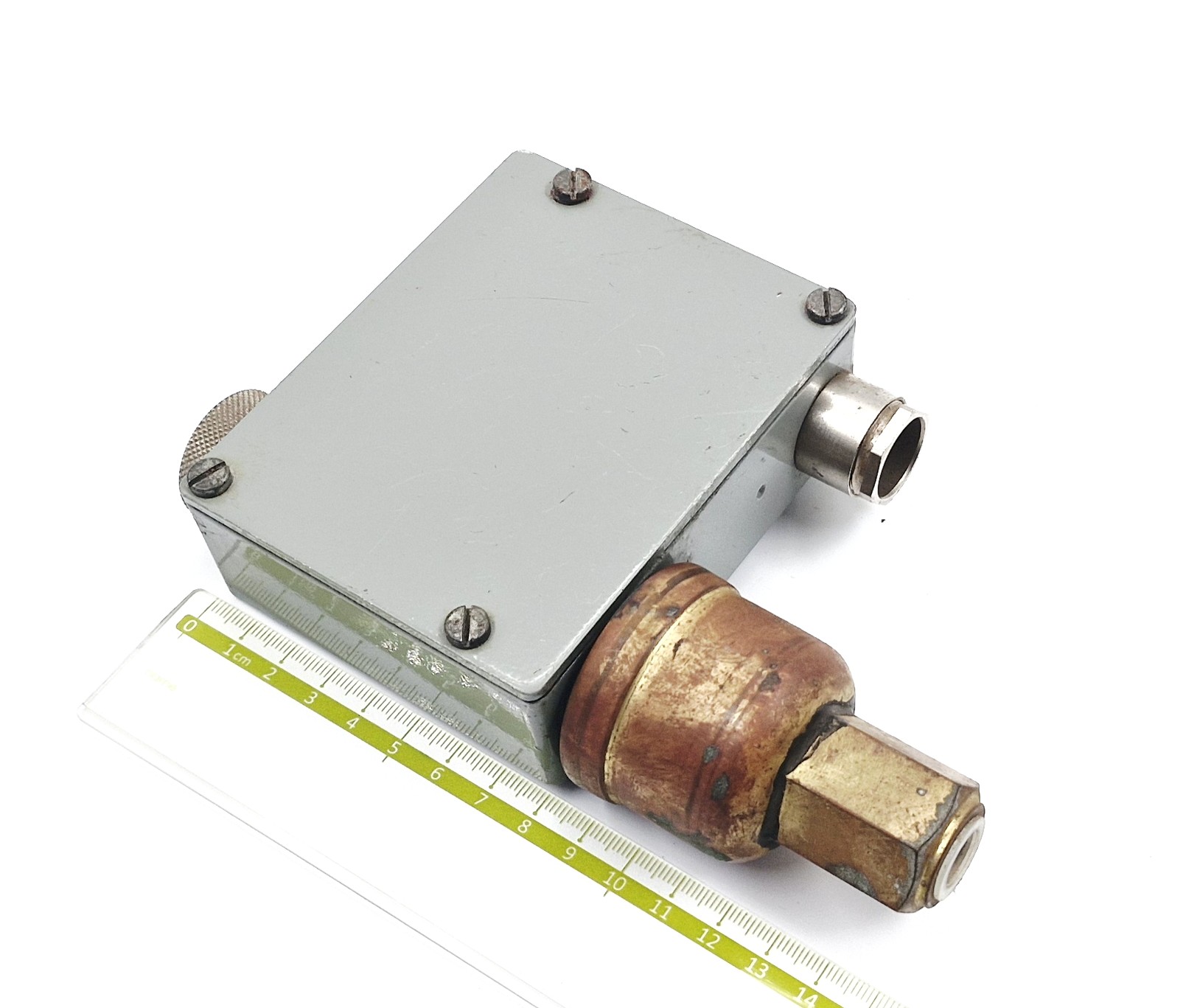 912.2672.900 -0,9-0-1,5bar G1/4Rc Trafag датчик реле давления