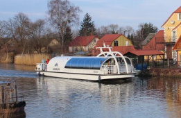 Пассажирское судно "Иния"