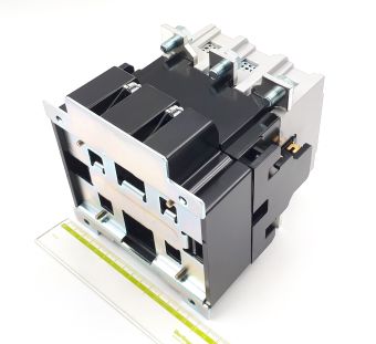 DMC220 250A 380-440VAC 132kW 380-440V 3P 2NO+2NC Dong-A контактор