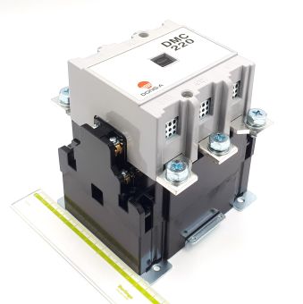 DMC220 250A 380-440VAC 132kW 380-440V 3P 2NO+2NC Dong-A контактор