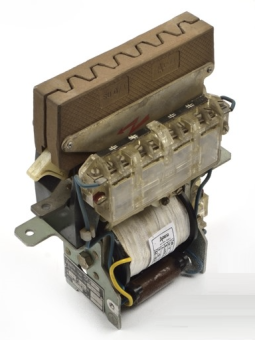 SU-M610 630A 220VDC 600V 1P(NO) 2NО+2NC Apena контактор